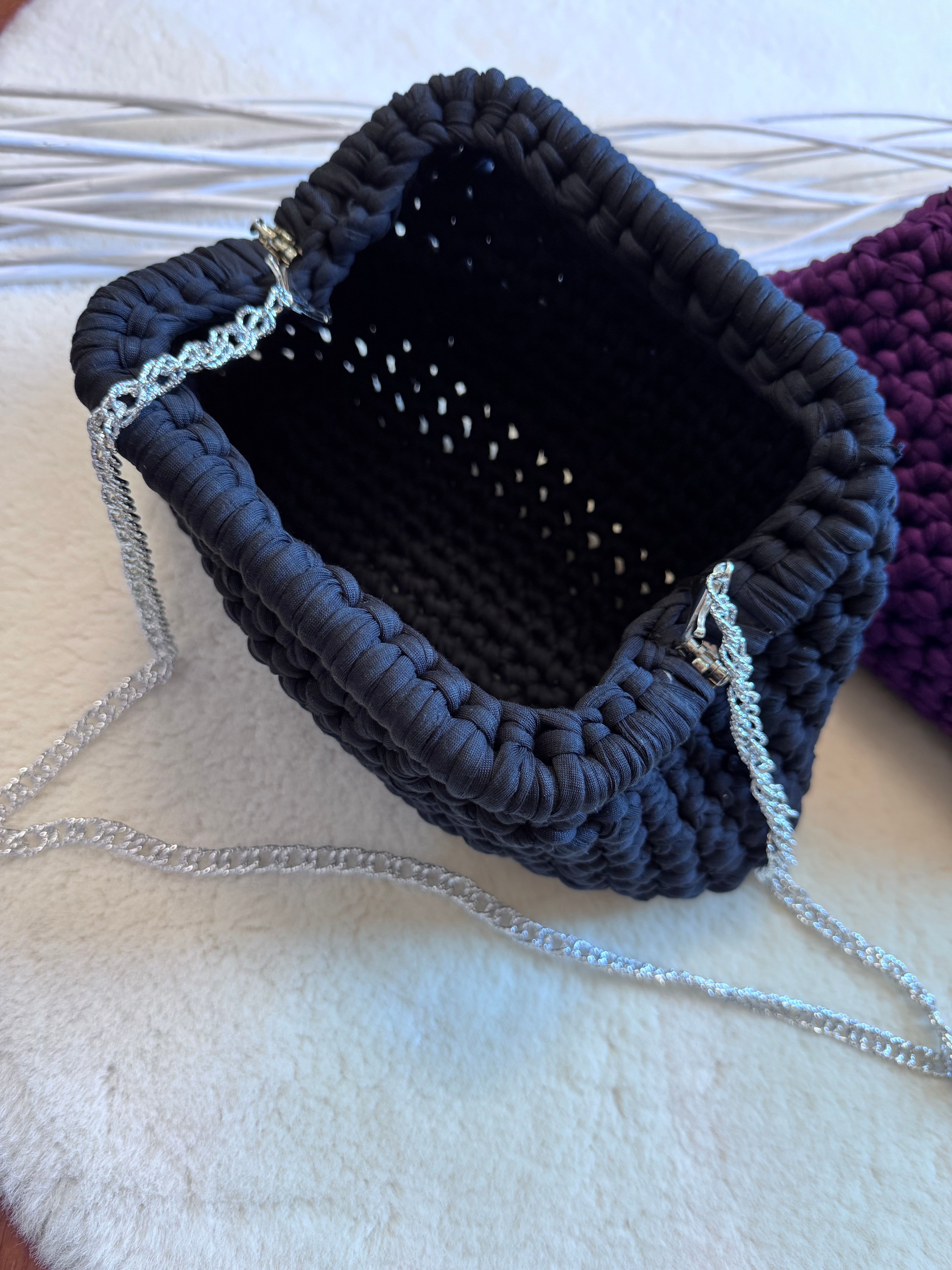 Clutch fatta a mano grande