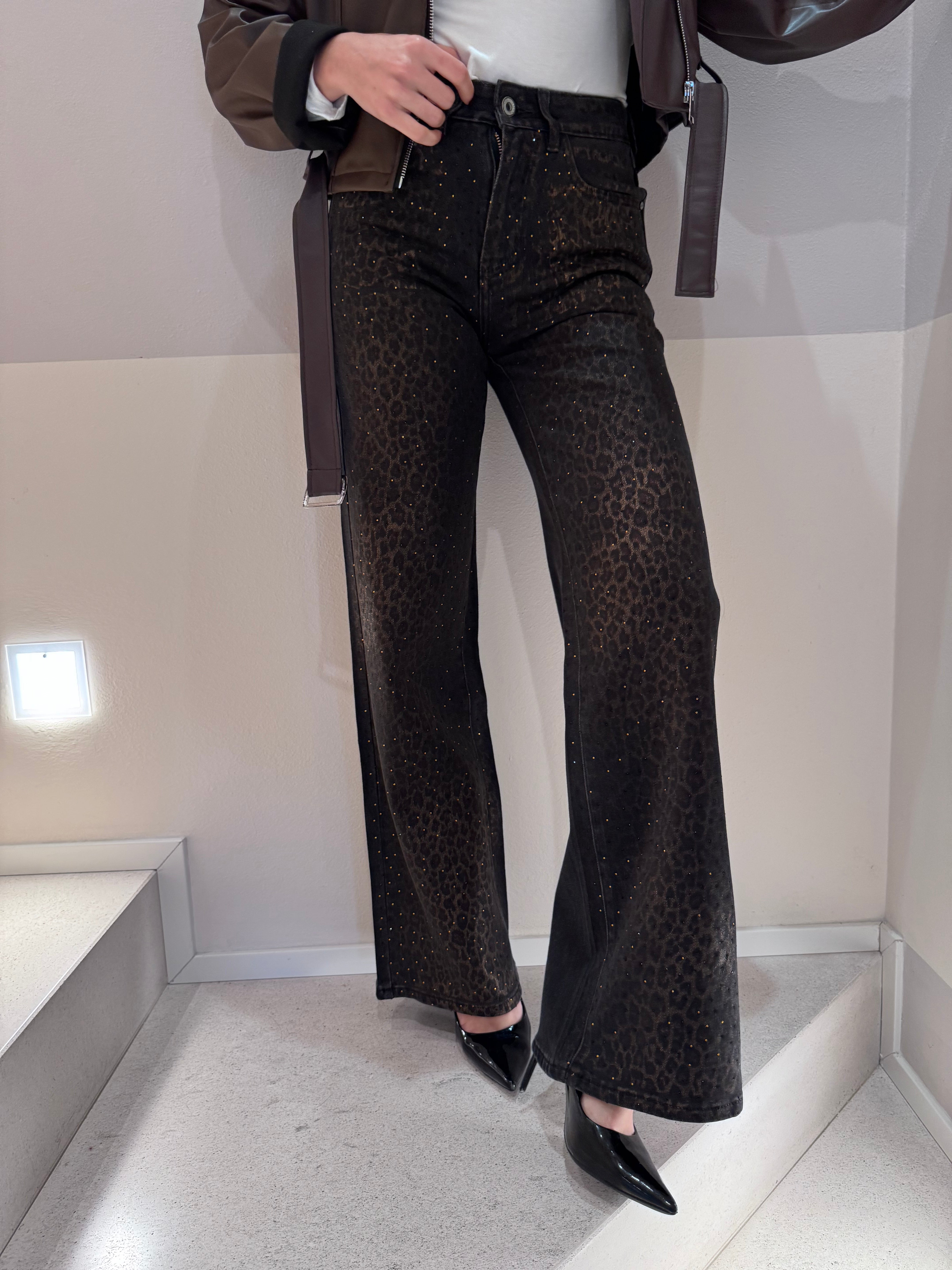 Jeans Leopard and Shine