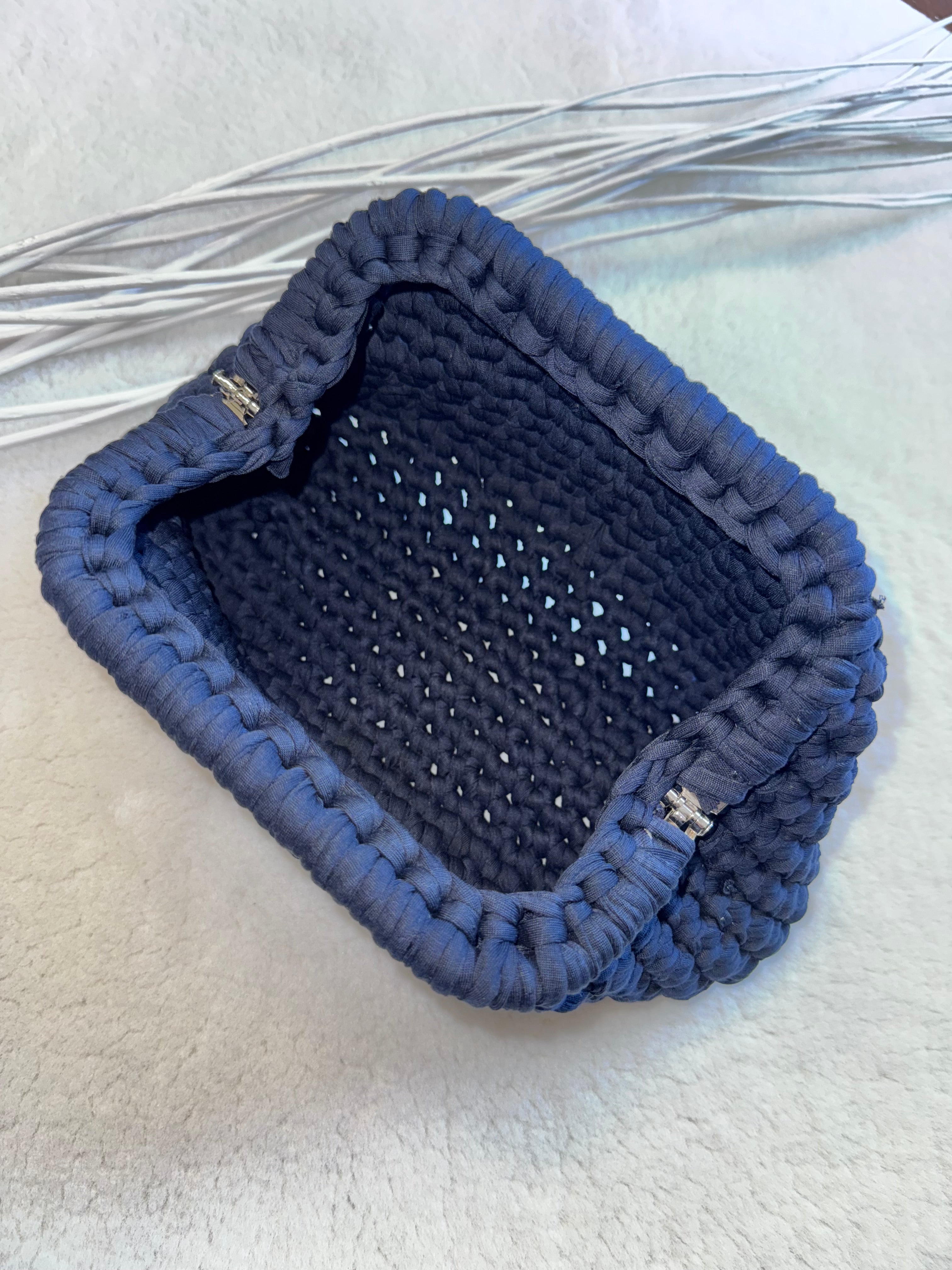 Clutch fatta a mano grande