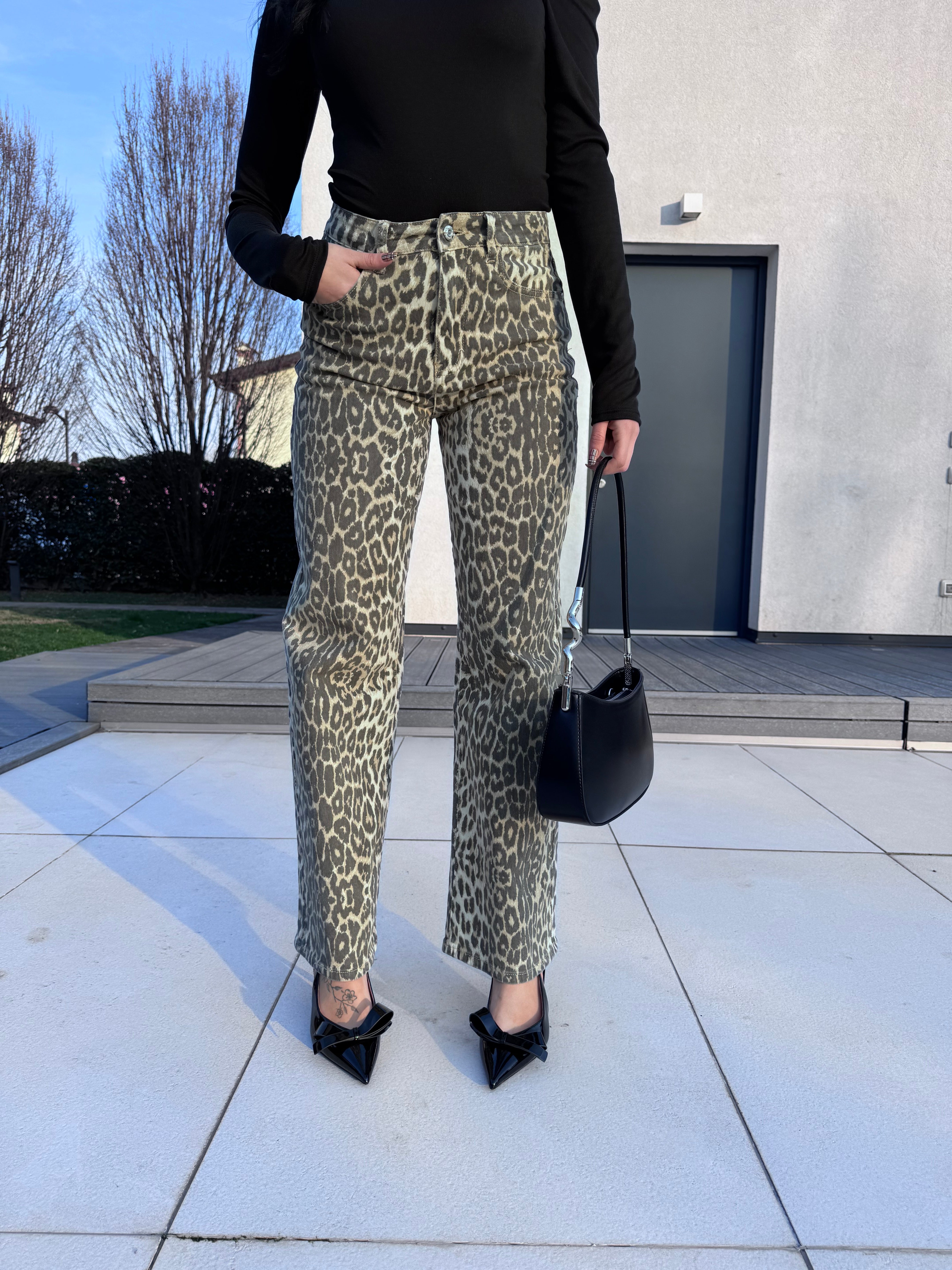 Jeans leopardato viral