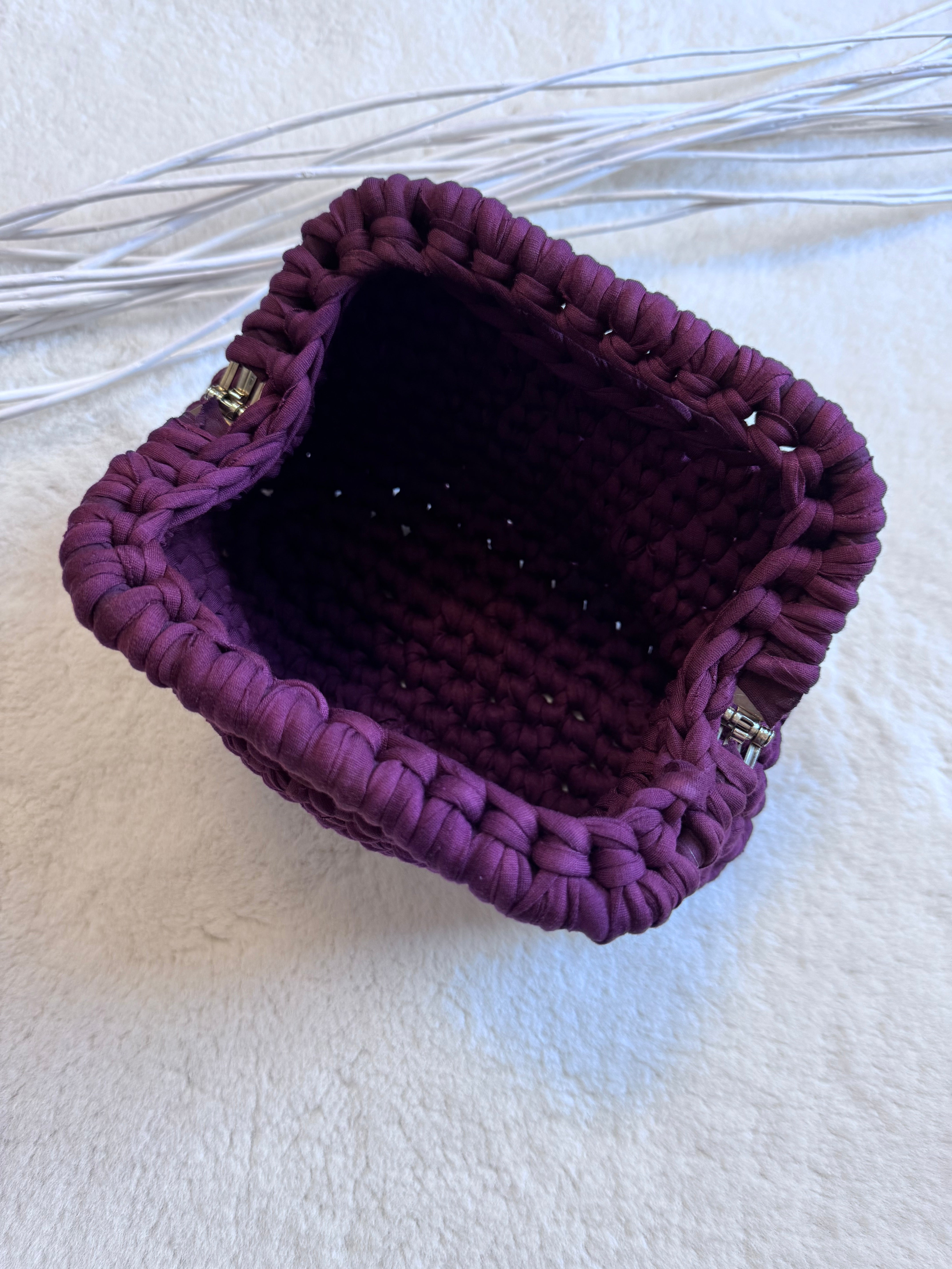 Clutch fatta a mano grande