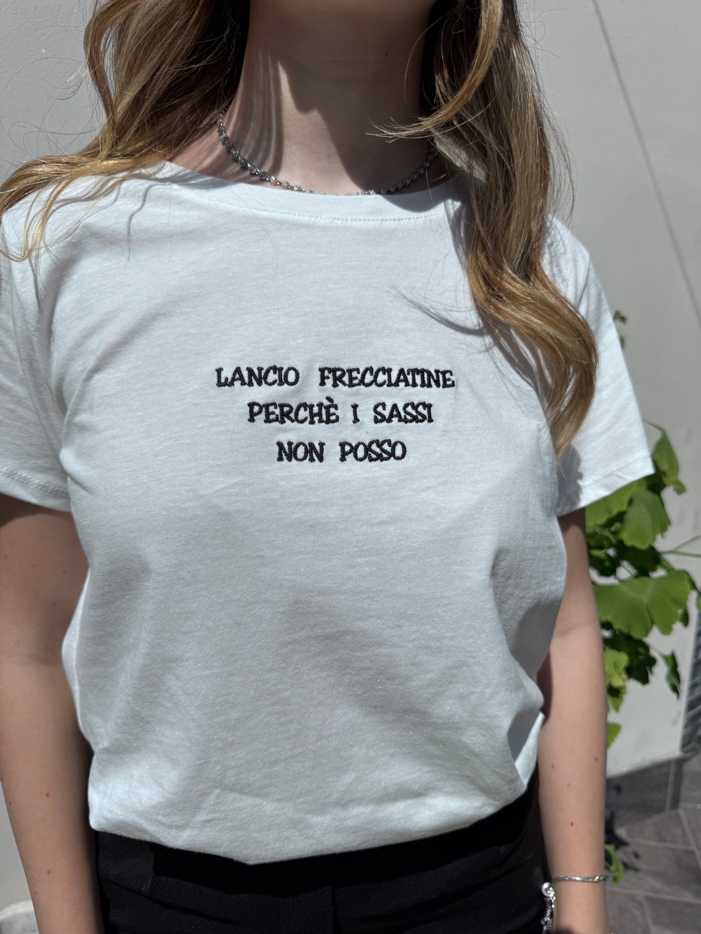 T-shirt lancio frecciatine perché i sassi non posso
