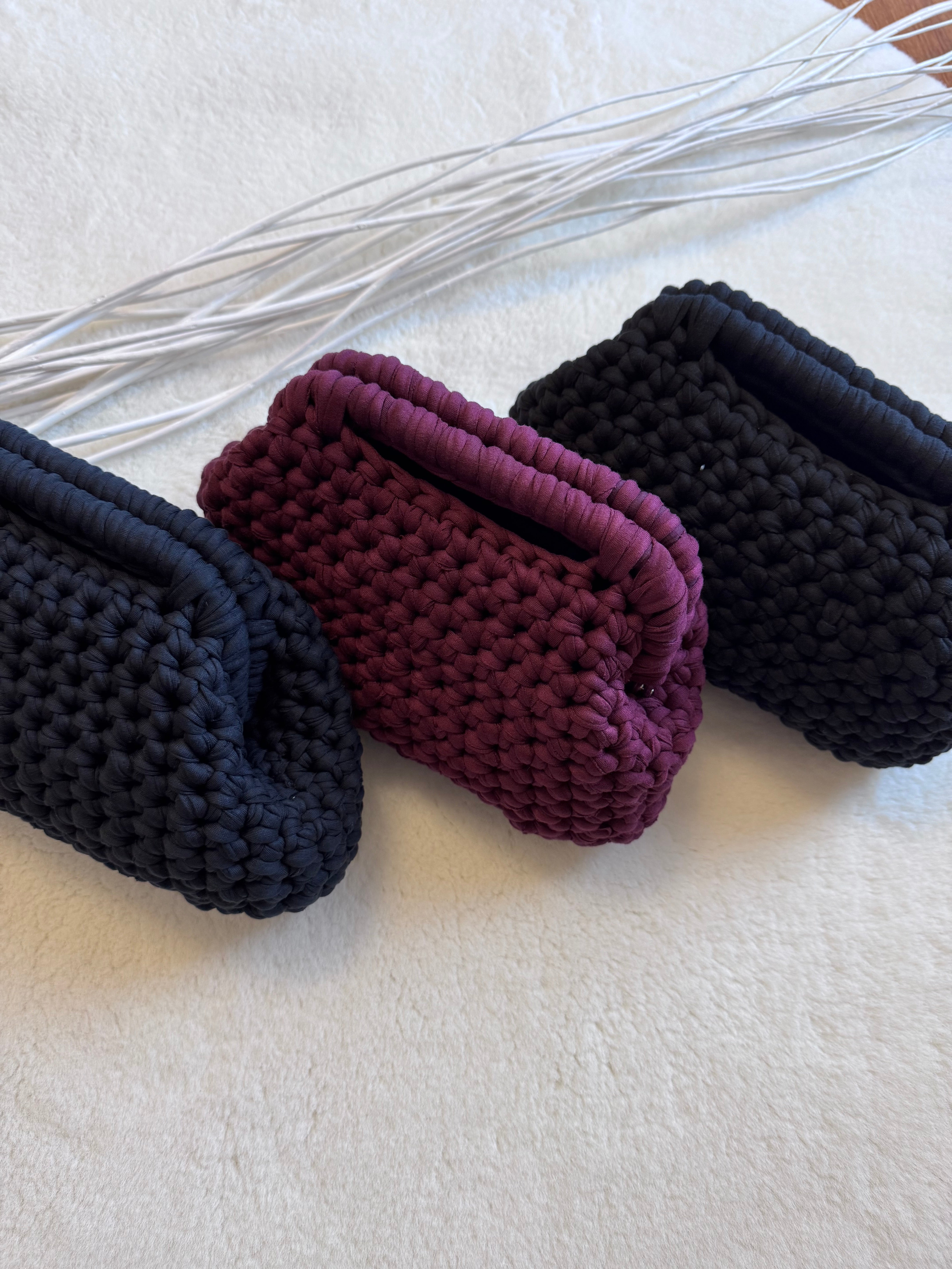 Clutch fatta a mano grande