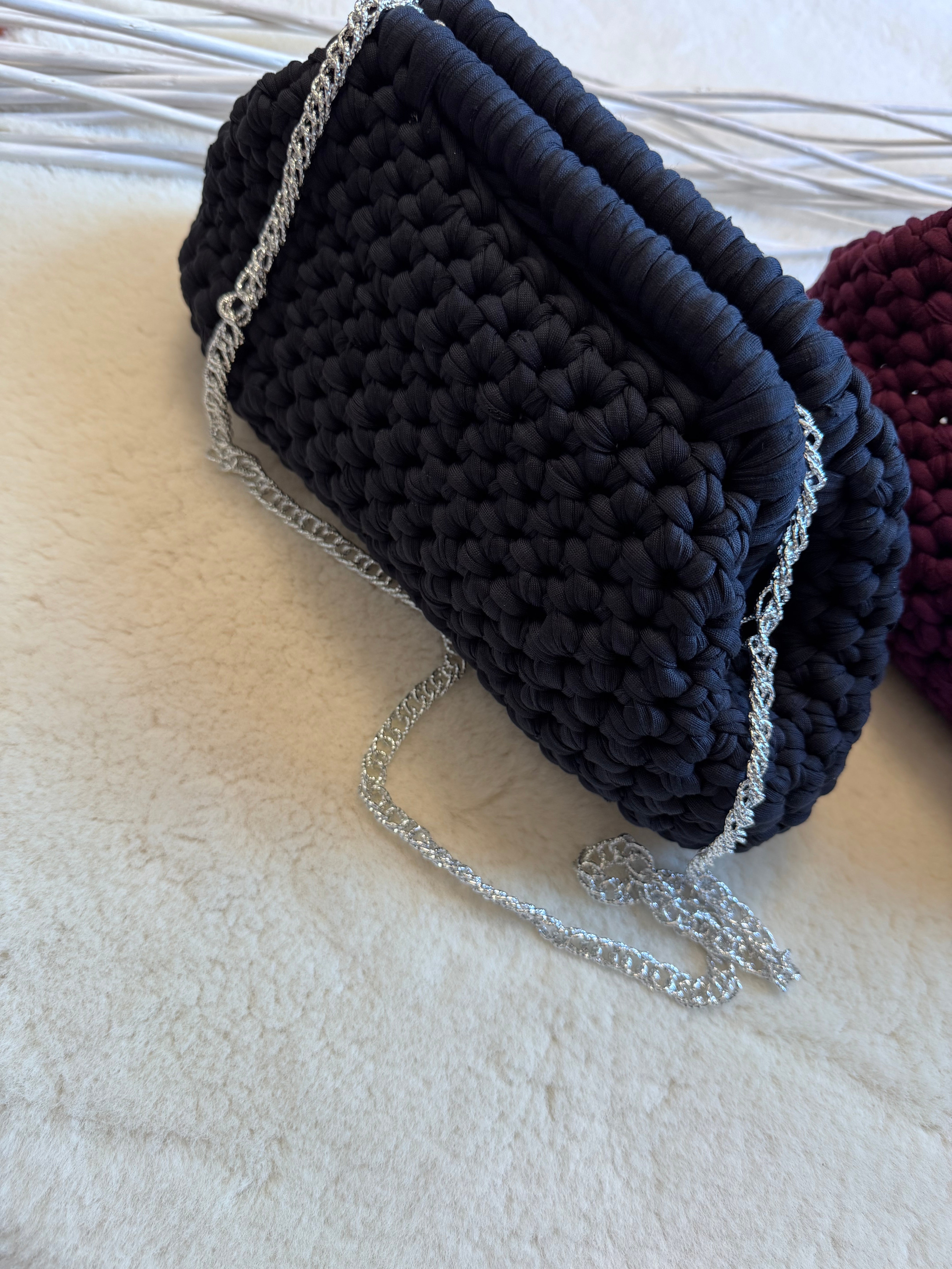 Clutch fatta a mano grande