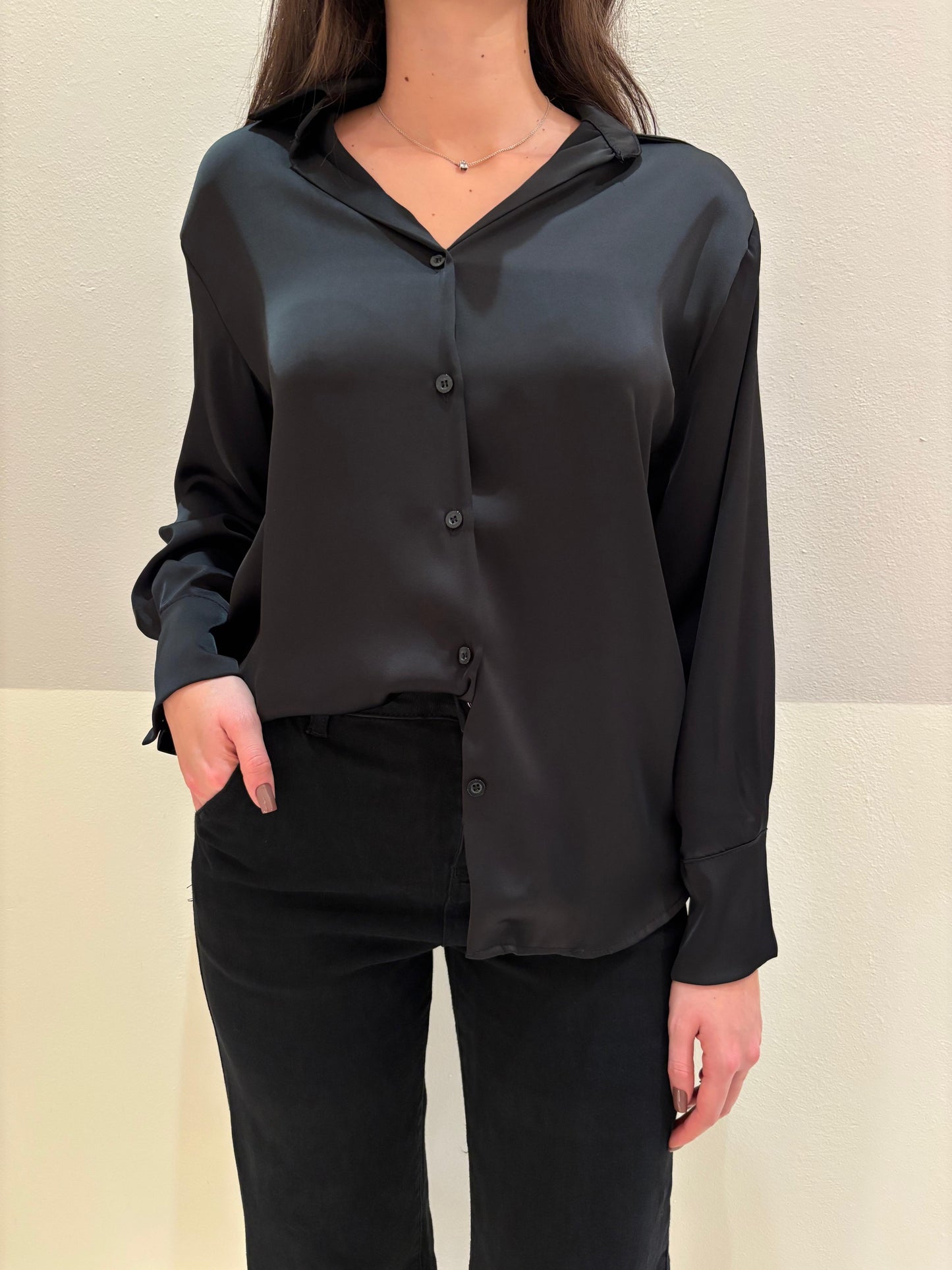 Camicia satin nero